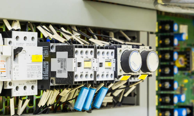 The Difference, Wiring, and Comprehensive Application of Relays and Contactors