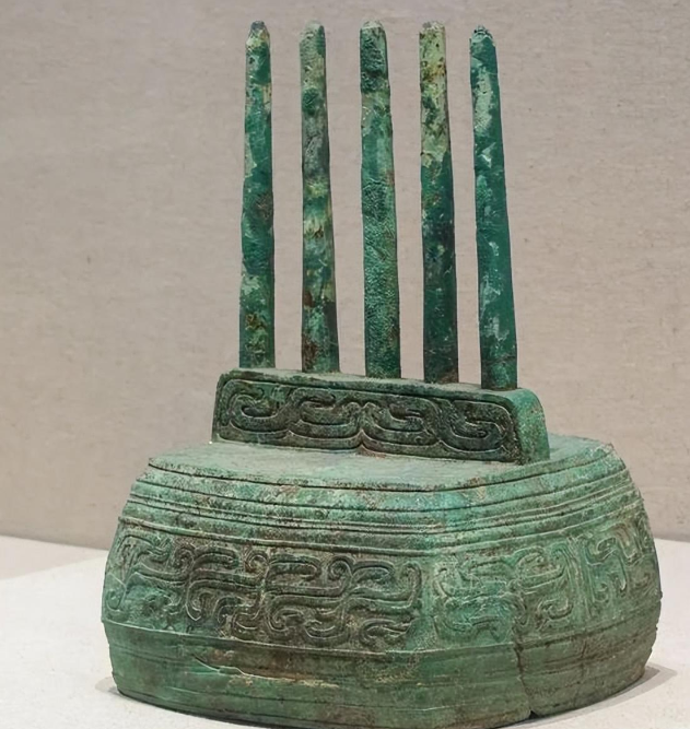 Last year's Sanxingdui cultural relics have made new major discoveries